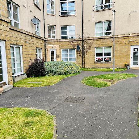Peaceful 2 Bedroom Flat With Free Parking Эдинбург Экстерьер фото